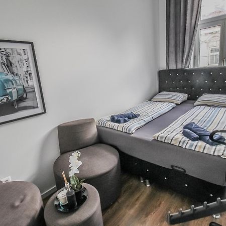 Comfortable Accommodations In The Alterlaa Area Lv5 Wien Eksteriør billede