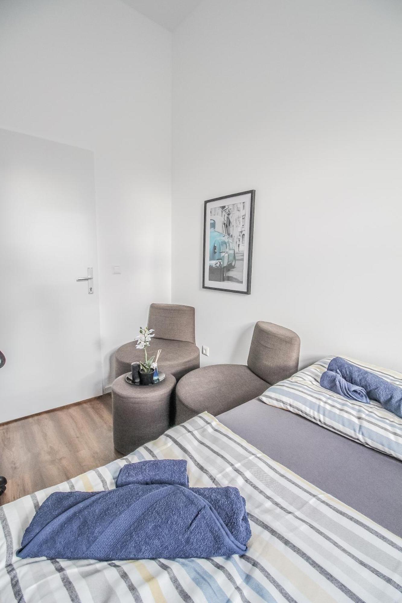 Comfortable Accommodations In The Alterlaa Area Lv5 Wien Eksteriør billede